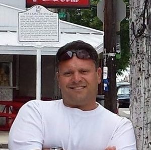 Meet your Posher, Chuck